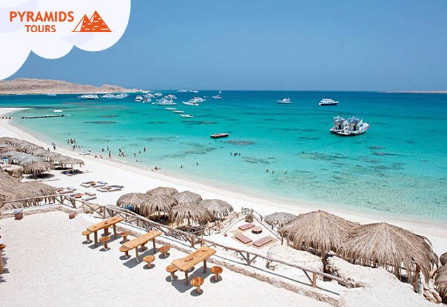 Paradise Insel Hurghada Ausflug und Schnorcheln mit Mittagessen und Wassersport.